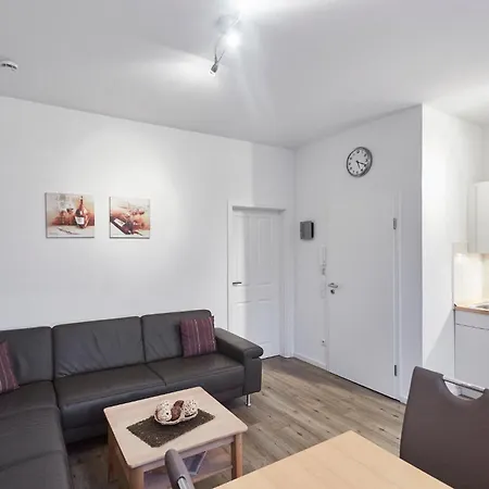 Pirola - 4 * Borkum